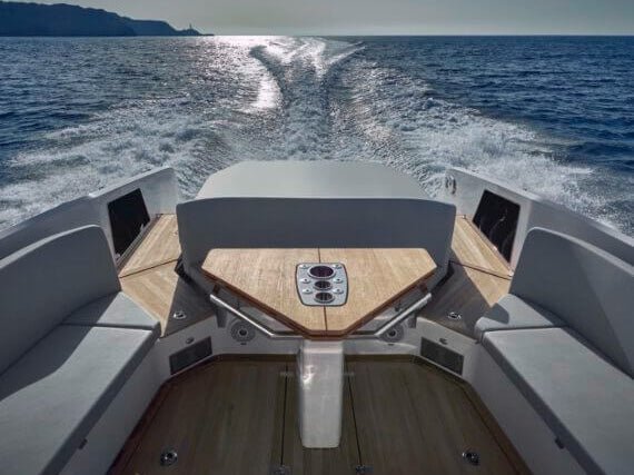 Frauscher 1414 Demon - Haller Experiences