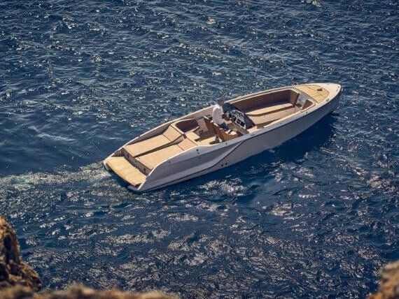 Frauscher 858 Fantom - Haller Experiences