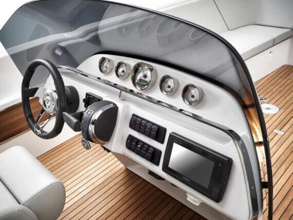 Frauscher 858 Fantom Air - Haller Experiences