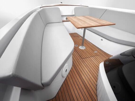 Frauscher 858 Fantom Air - Haller Experiences