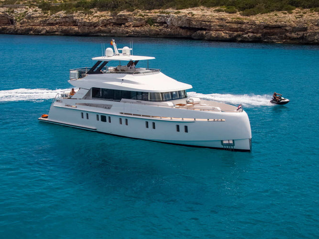 Vanquish VQ82 - Haller Experiences