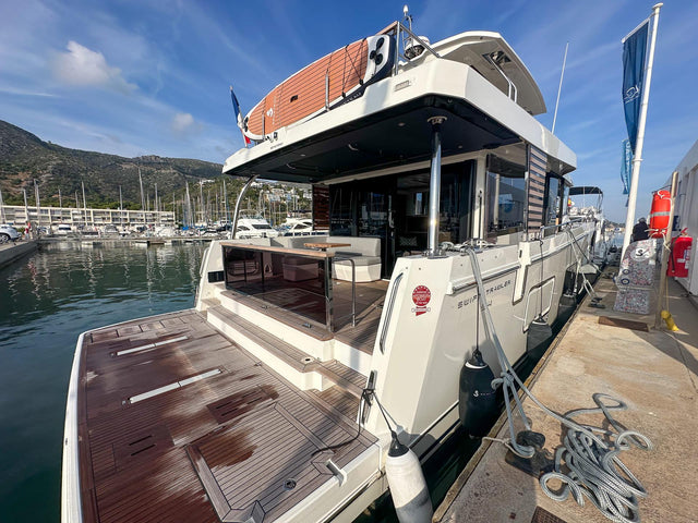 BeneteauSwift Trawler 54