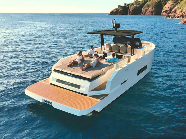 De Antonio Yachts42