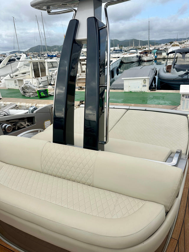 Riva52 Rivale