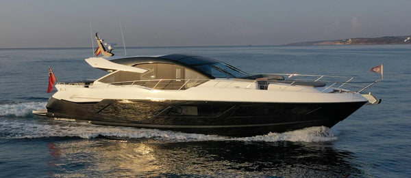 ボラボー Sunseeker Predator 74 XPS 2022 - Haller Experiences