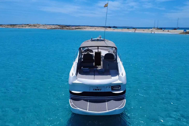 Pershing 37 | Tanit