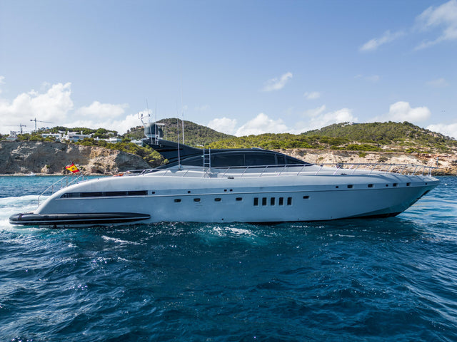 MANGUSTA 92 FIVE STARS – 2025