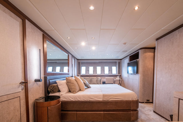 MANGUSTA 92 FIVE STARS – 2025