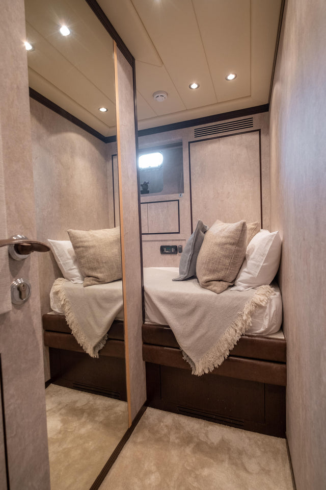 MANGUSTA 92 FIVE STARS – 2025