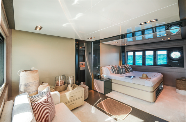 Riva 86 | Tanit